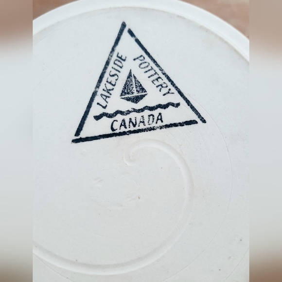 Vintage Lakeside Pottery Canada Pottery Honey Jar - Picture 7 of 8